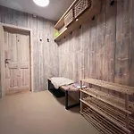 Hut 2 アパート ハルラホフ